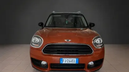 Usata Mini Cooper D Countryman 150 CV (110 kW) 2017 Marrone SUV