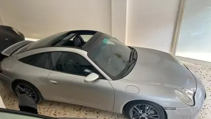 Usata Porsche 911 Carrera 320 CV (235 kW) 2002 Grigio Coupé