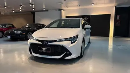Usata Toyota Corolla Active 153 CV (112 kW) 2021 Bianco Berlina