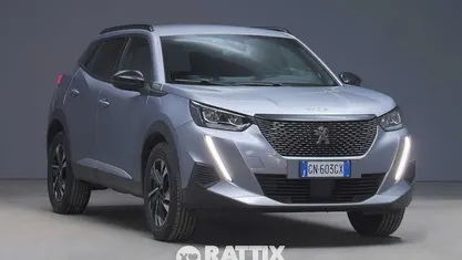 Grigio Usata 2023 Peugeot 2008 Allure SUV | 16.632 € (Buon prezzo)