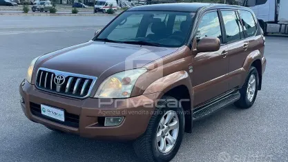 Usata Toyota Land Cruiser 166 CV (122 kW) 2004 Marrone SUV
