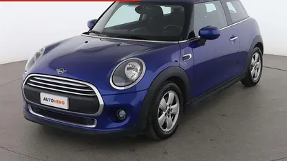 Usata Mini ONE 102 CV (75 kW) 2019 Blu Utilitaria