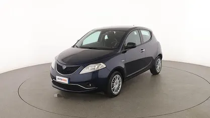 Gebraucht Lancia Ypsilon Gold 70 PS (51 kW) 2017 Blau Kleinwagen