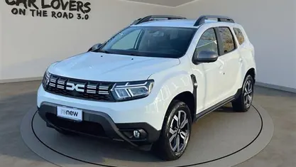 Usata Dacia Duster Journey 101 CV (74 kW) 2023 Bianco SUV