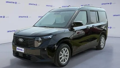 Nero Usata 2024 Ford Tourneo Courier Titanium Monovolume | 20.990 € (Buon prezzo)