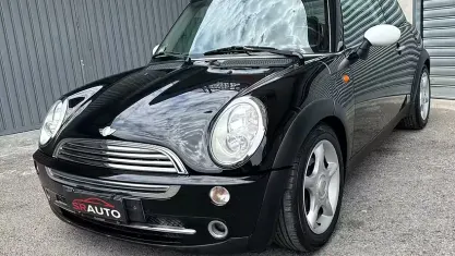 Usata Mini Cooper 116 CV (85 kW) 2005 Nero Utilitaria