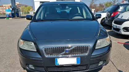 Usata Volvo V50 Momentum 136 CV (100 kW) 2006 Grigio Station wagon