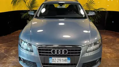Usata Audi A4 Advanced 143 CV (105 kW) 2009 Blu Station wagon
