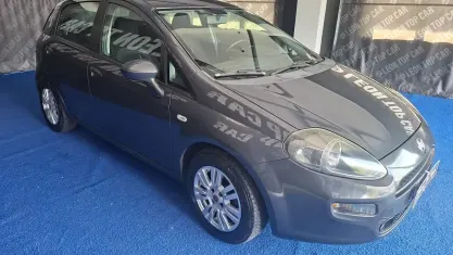 Usata Fiat Punto Lounge 75 CV (55 kW) 2015 Grigio Utilitaria