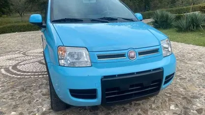 Blu/azzurro Usata 2011 Fiat Panda 4x4 Due volumi | 6000 € (Ottimo prezzo)