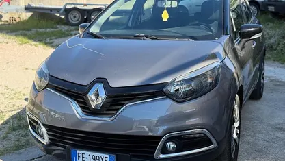 Grigio Usata 2016 Renault Captur Intens SUV | 9600 € (Buon prezzo)
