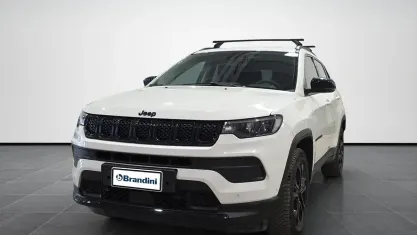 Usata Jeep Compass Night Eagle 131 CV (96 kW) 2022 Bianco SUV