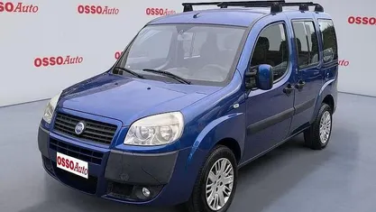 Usata Fiat Doblò 84 CV (61 kW) 2006 Blu Monovolume