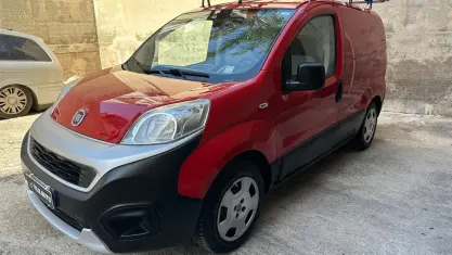 Usata Fiat Fiorino 95 CV (69 kW) 2016 Rosso Monovolume