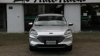 Usata Ford Kuga Titanium 120 CV (88 kW) 2020 Grigio SUV