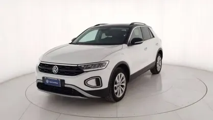 Usata VW T-Roc Edition 150 CV (110 kW) 2024 Blu/azzurro SUV