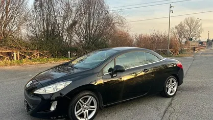 Usata Peugeot 308 CC 140 CV (102 kW) 2010 Nero Cabrio