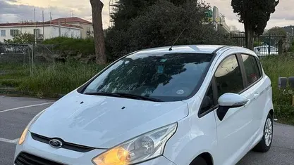 Usata Ford B-MAX Business Edition 75 CV (55 kW) 2015 Bianco Monovolume