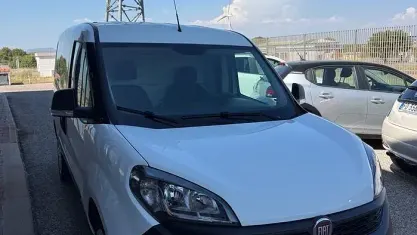 Usata Fiat Doblò 95 CV (69 kW) 2020 Bianco Monovolume