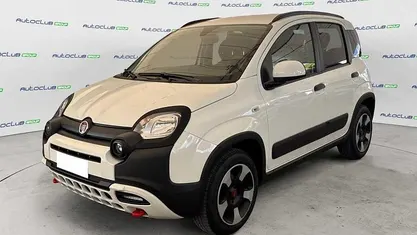 Bianco Usata 2024 Fiat Panda Cross Cross Due volumi | 13.900 € (Buon prezzo)
