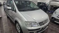 Grigio argento Usata 2012 Fiat Idea Emotion Monovolume | 3490 € (Ottimo prezzo)