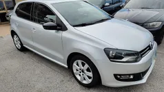 Usata 2011 VW Polo Highline Tre volumi | 3999 € (Ottimo prezzo)