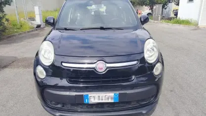 Usata Fiat 500L Living 105 CV (77 kW) 2015 Nero Monovolume