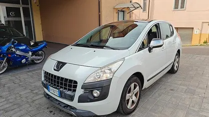 Usata Peugeot 3008 Business-Line 112 CV (82 kW) 2011 Bianco Station wagon