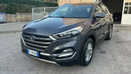 Usata Hyundai Tucson Xpossible 116 CV (85 kW) 2016 Nero SUV