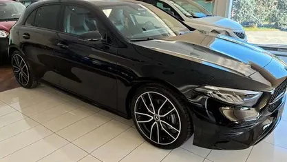 Usata Mercedes A180 AMG line 136 CV (100 kW) 2026 Utilitaria