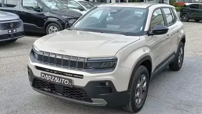 Ny Jeep Avenger Longitude Plus 101 HK (74 kW) 2026 Grå SUV