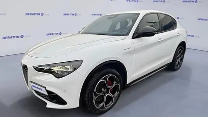 Bianco Usata 2024 Alfa Romeo Stelvio Veloce SUV | 41.790 € (Buon prezzo)