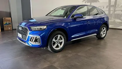 Usata Audi Q5 S-Line 204 CV (150 kW) 2021 Blu/azzurro SUV