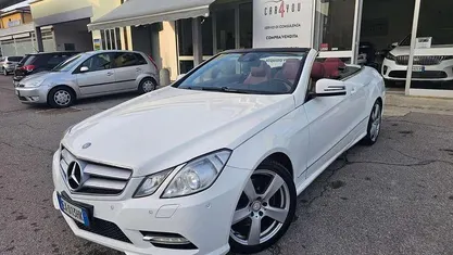Usata Mercedes E220 Premium 170 CV (125 kW) 2014 Cabrio