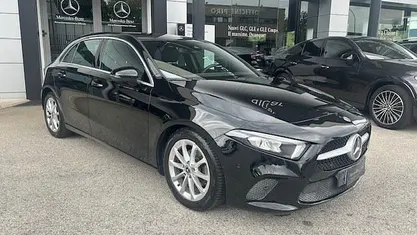 Nero Usata 2020 Mercedes A180 Tre volumi | 22.800 € (Buon prezzo)