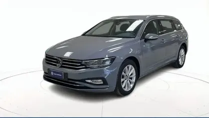 Usata VW Passat Business 150 CV (110 kW) 2022 Grigio pastello Station wagon