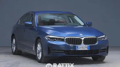 Blu Usata 2021 BMW 530e Tre volumi | 31.642 € (Buon prezzo)