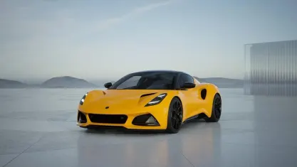 Nuova Lotus Emira 405 CV (297 kW) 2026 Hethel yellow Coupé