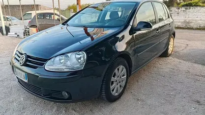 Usata VW Golf V GT 105 CV (77 kW) 2007 Berlina