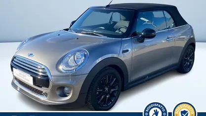 Grigio metallizzato Usata 2017 Mini Cooper D Due volumi | 16.400 € (Buon prezzo)