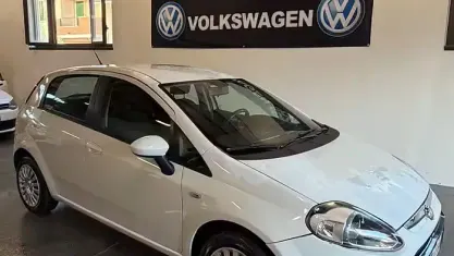 Usata Fiat Punto Classica 60 CV (44 kW) 2011 Bianco Utilitaria