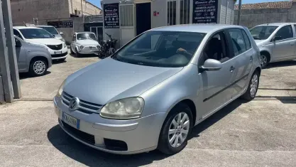 Usata VW Golf IV Comfortline 105 CV (77 kW) 2005 Grigio Berlina