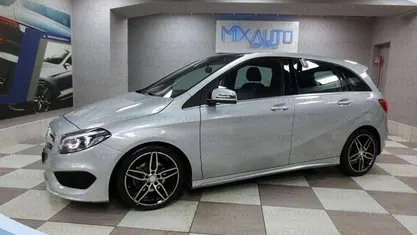 Usata Mercedes B200 Premium 136 CV (100 kW) 2018 Argento Monovolume