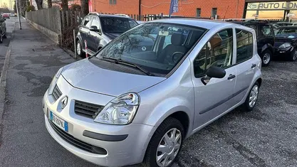 Usata Renault Modus 75 CV (55 kW) 2006 Grigio Monovolume