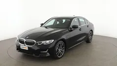 Nero Usata 2019 BMW 330e Luxury Line Tre volumi | 28.299 € (Buon prezzo)