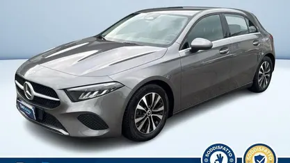Grigio metallizzato Usata 2025 Mercedes A180 Advanced Tre volumi | 29.900 € (Buon prezzo)