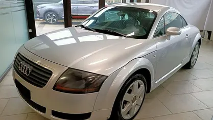 Usata Audi TT 179 CV (131 kW) 2002 Argento Coupé