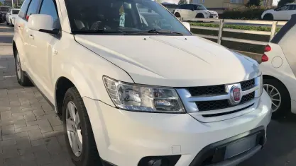 Usata Fiat Freemont 140 CV (102 kW) 2011 Bianco SUV