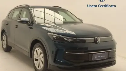 Gebraucht VW Tiguan Life 150 PS (110 kW) 2025 Blau SUV