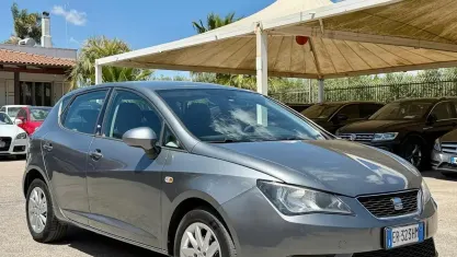 Usata Seat Ibiza Style 90 CV (66 kW) 2013 Gray Berlina